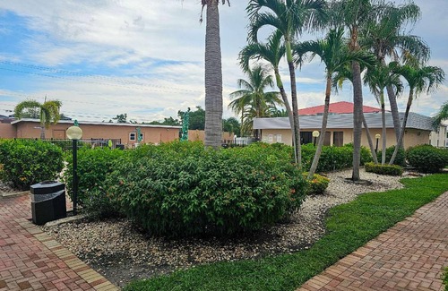 Fort Myers Hotel | 42 m² Hotel ∙ 127 guests