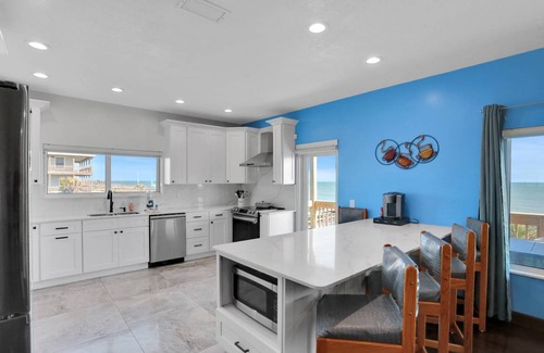 Painters Hill House | 446 m² House ∙ 8 bedrooms ∙ 16 guests