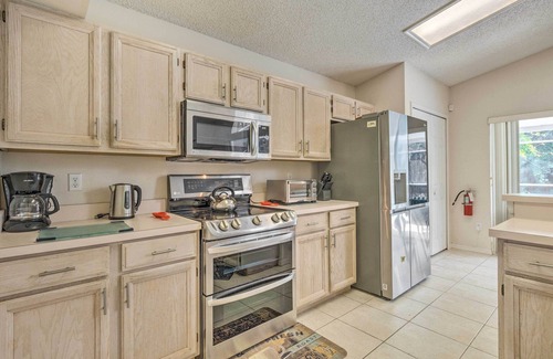 Lindfields House | < 5 Mi to Disney Parks: Spacious Home w/Lanai