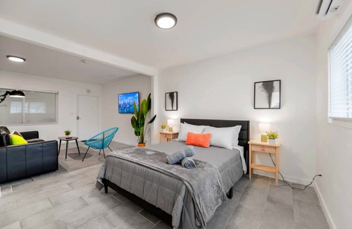 Northeast Miami Apartment | 51 m² Apartment ∙ 4 guests