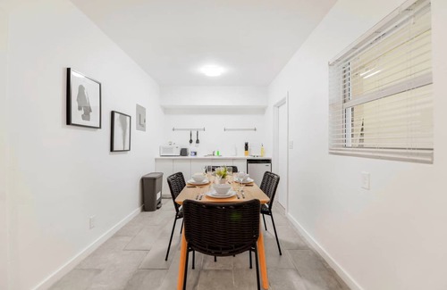 Northeast Miami Apartment | 51 m² Apartment ∙ 4 guests