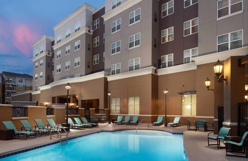College Town Hotel | 55 m² Hotel ∙ 127 guests