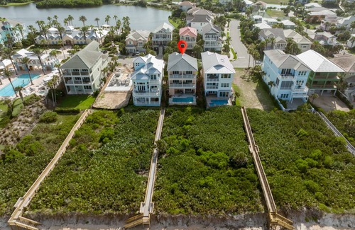 Palm Coast House | 552 m² House ∙ 6 bedrooms ∙ 10 guests
