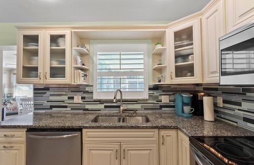 Bradenton Beach House | 5Min Walk to the Beach+Lovely Home w/Heated Pool