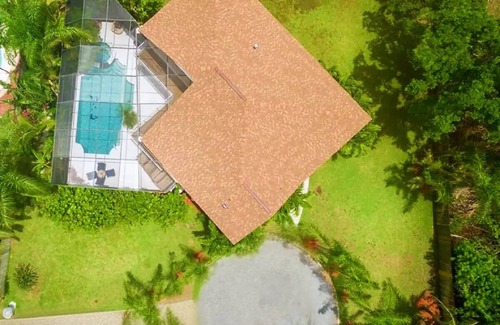 Ocean Woods House | 6 BD w Heated Screened-in Pool & Jacuzzi-No Bugs, Theater, Arcade, Walk to Beach