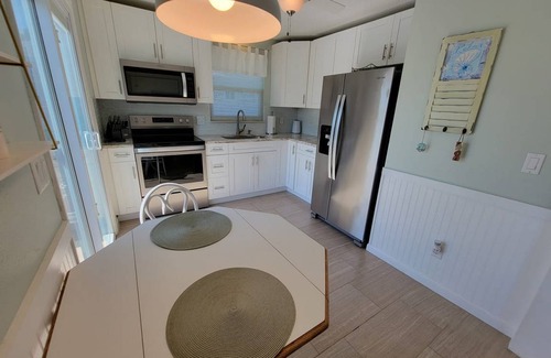 Mid Island House | 65 m² House ∙ 2 bedrooms ∙ 4 guests