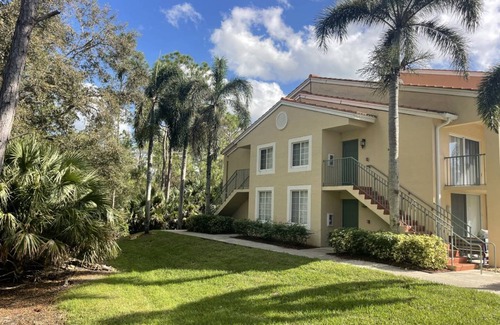 Naples Condo | 67 m² Condo ∙ 1 bedroom ∙ 2 guests