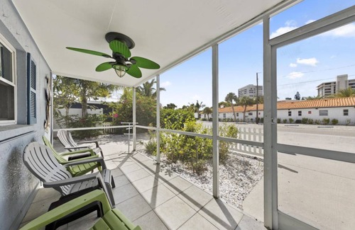 Siesta Key Village House | 70 m² House ∙ 2 bedrooms ∙ 8 guests