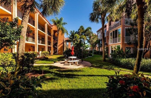 St. Pete Beach Condo | 71 m² Condo ∙ 2 bedrooms ∙ 6 guests