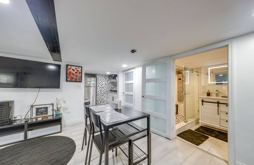 West Park Apartment | 74 m² Apartment ∙ 5 guests
