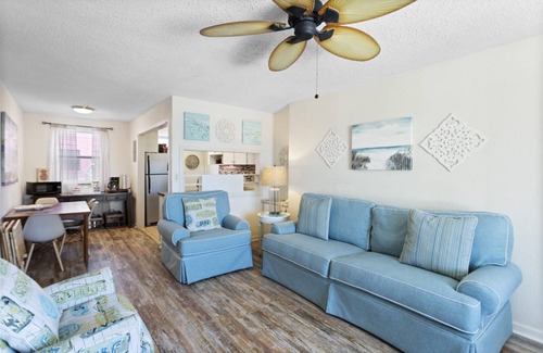 St. Petersburg - Clearwater Condo | 74 m² Condo ∙ 2 bedrooms ∙ 6 guests