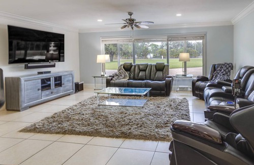 Hunt Club Apartment | 77 m² Apartment ∙ 2 bedrooms ∙ 4 guests
