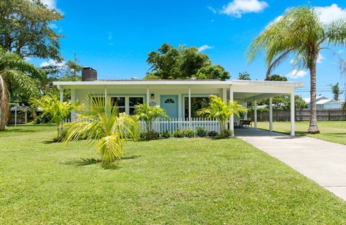 Rock Ridge House | 82 m² House ∙ 2 bedrooms ∙ 4 guests