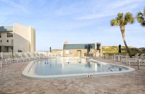 Crescent Beach Condo | 88 m² Condo ∙ 1 bedroom ∙ 4 guests