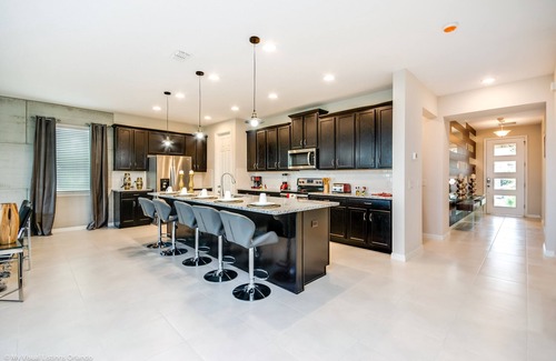 Bay Lake Villa | 9 BED | 6 BATH Amazing Villa w/Gamesroom & POOL 9043SRL
