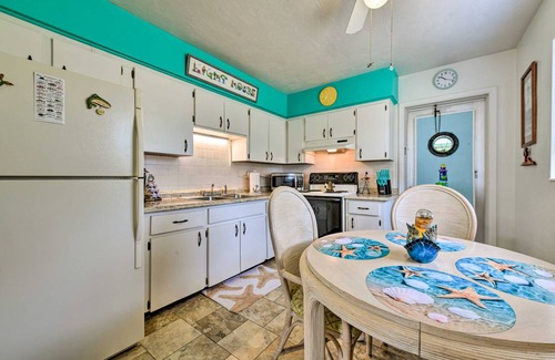 Whitney Beach House | 92 m² House ∙ 2 bedrooms ∙ 4 guests