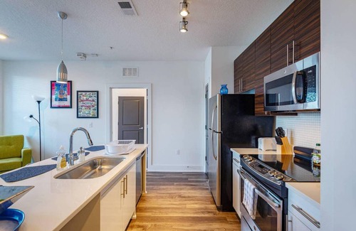 North Hyde Park Apartment | 93 m² Apartment ∙ 2 bedrooms ∙ 4 guests