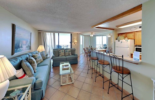 Pensacola Beach Condo | 93 m² Condo ∙ 1 bedroom ∙ 4 guests