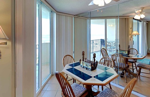 Pensacola Beach Condo | 93 m² Condo ∙ 1 bedroom ∙ 4 guests