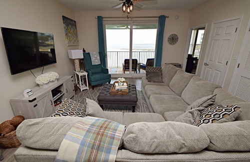 Fort Morgan Condo | 99 m² Condo ∙ 2 bedrooms ∙ 6 guests