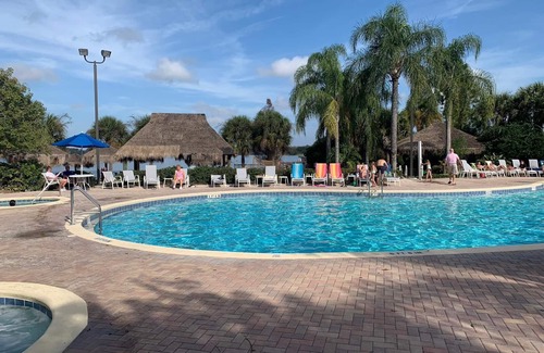 Bahama Bay Apartment | A Magical Location For Your Perfect Vacation!