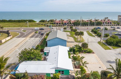 Satellite Beach House | (AB) SPACE FORCE SUITES - 2BR's W/ BEACH ACCESS