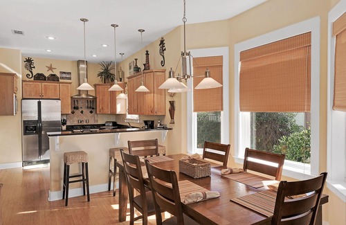 Crystal Beach House | Adorable Home less then a Block to Gulf W/Private heatable Pool!