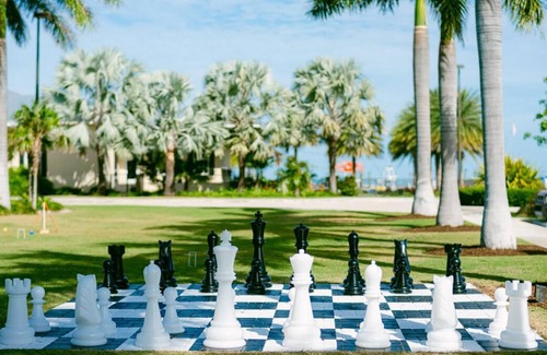 Marathon House | Adventure Awaits! Three Comfy Units Near Beaches, Pool and Adventure
