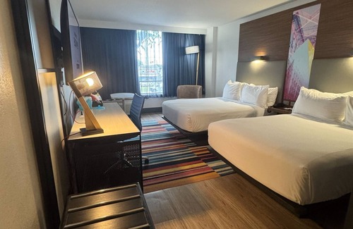 Ludlam Hotel | Aloft Miami Dadeland