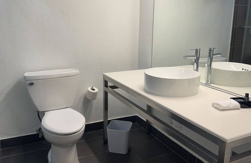 Ludlam Hotel | Aloft Miami Dadeland