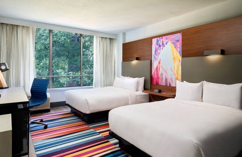 Ludlam Hotel | Aloft Miami Dadeland