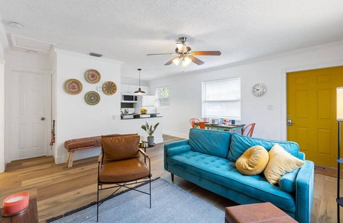 Sailboat Bend Apartment | Apartment ∙ 2 bedrooms ∙ 4 guests