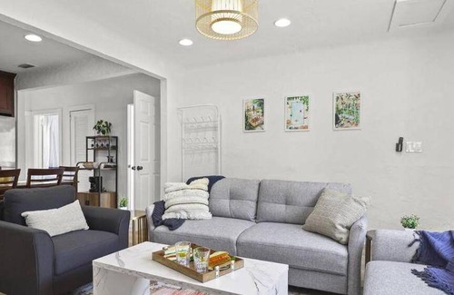 Parker Ridge Apartment | Apartment ∙ 3 bedrooms ∙ 8 guests