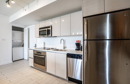 Hallandale Beach Apartment | Apartment ∙ 1 bedroom ∙ 3 guests