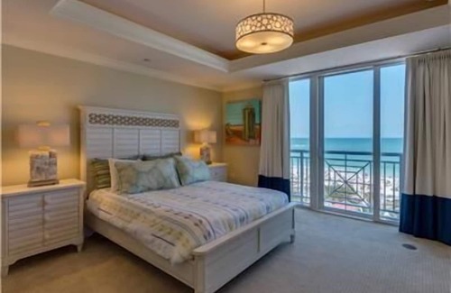 Clearwater Beach Condo | Aqualea Hyatt Residences Suite 601