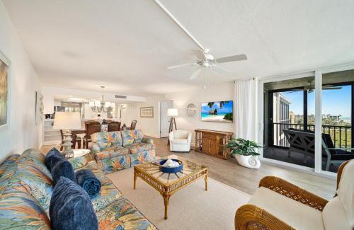 Sanibel House | Atrium #304