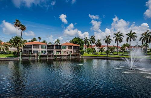 Isla del Sol House | Bahia Soak up the Florida Sunshine