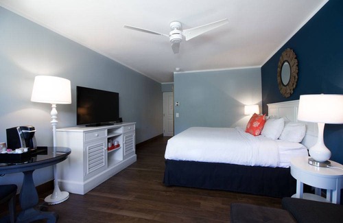 Marathon Hotel | Banana Bay Resort & Marina