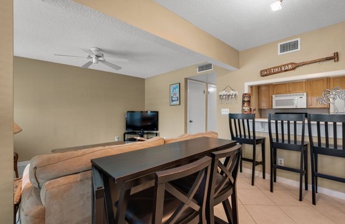 Pensacola Beach Condo | 🌅Bay Views-Pool Front-Pet Friendly-Bayside Beach-1BR LaBahia 128🌅
