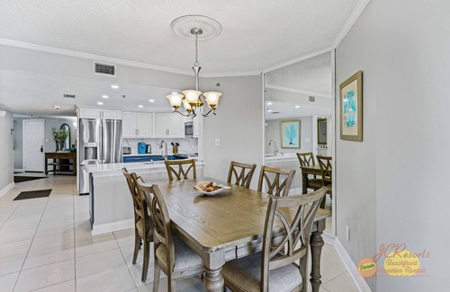 Indian Shores Condo | Beach Palms 209 beautiful Gulf Front Corner 2nd floor vacation rental