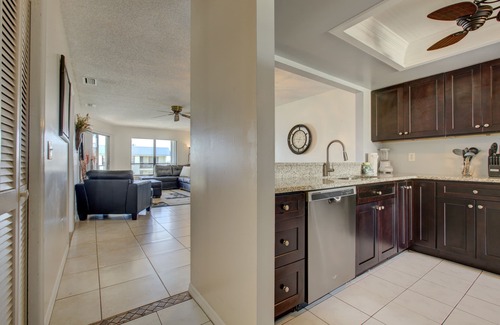 Bradenton Beach Condo | Beach View 207-Private Beach Access-Free Wi-Fi-Heated Pool-2 Balconies