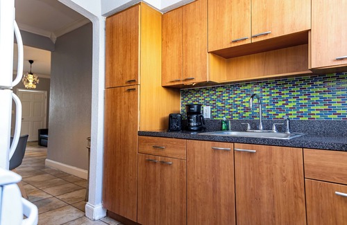 North Beach Hotel | Beachside All Suites Hotel