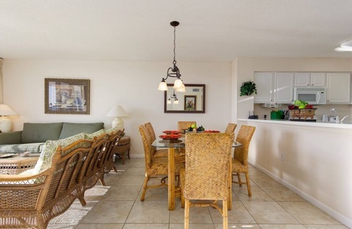 Destin Condo | Beautiful Family Friendly 3BR Condo Steps from the Beach