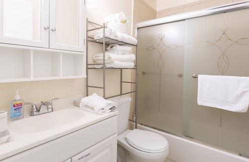Florida North Atlantic Coast Apartment | Beautifully Renovated Palm Beach Gardens Apartment