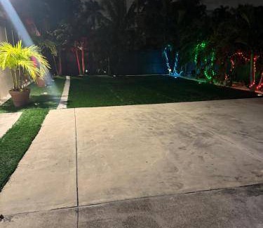Golden Glades Bed & Breakfast | Bed and breakfast ∙ 2 guests