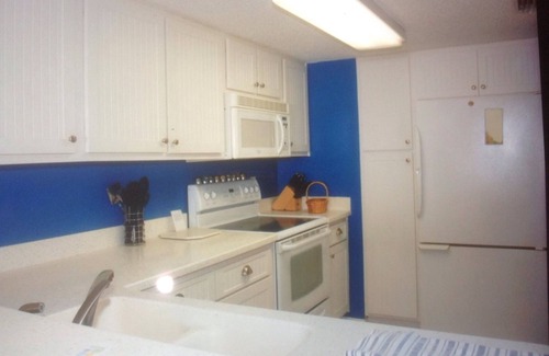 Crescent Beach Condo | Best Beach view condo 2 story 2br 1.5ba views of ocean,pool & intercoastal.