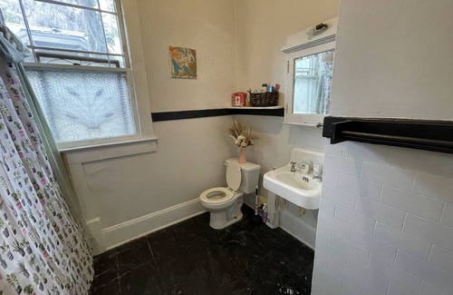 Innovation District House | Best Deal in Gainesville 3 or 3