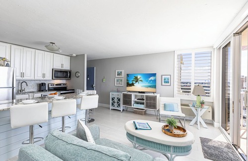 South Island Condo | Best view on the beach with DIRECT Gulf views - 1004C - Totally Renovated