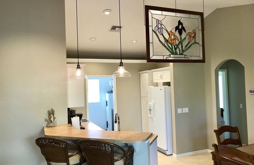 Fort Myers Beach House | Book now for spring break specials. Over 25 restaurants open. Heated pool