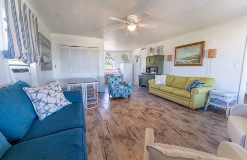 Fort Morgan House | Bungalow ∙ 2 bedrooms ∙ 10 guests